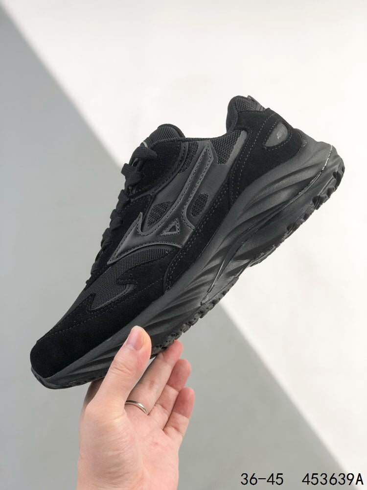 Mizuno Speed Sportstyle Retro Runner | Triple Black | D1GA330803