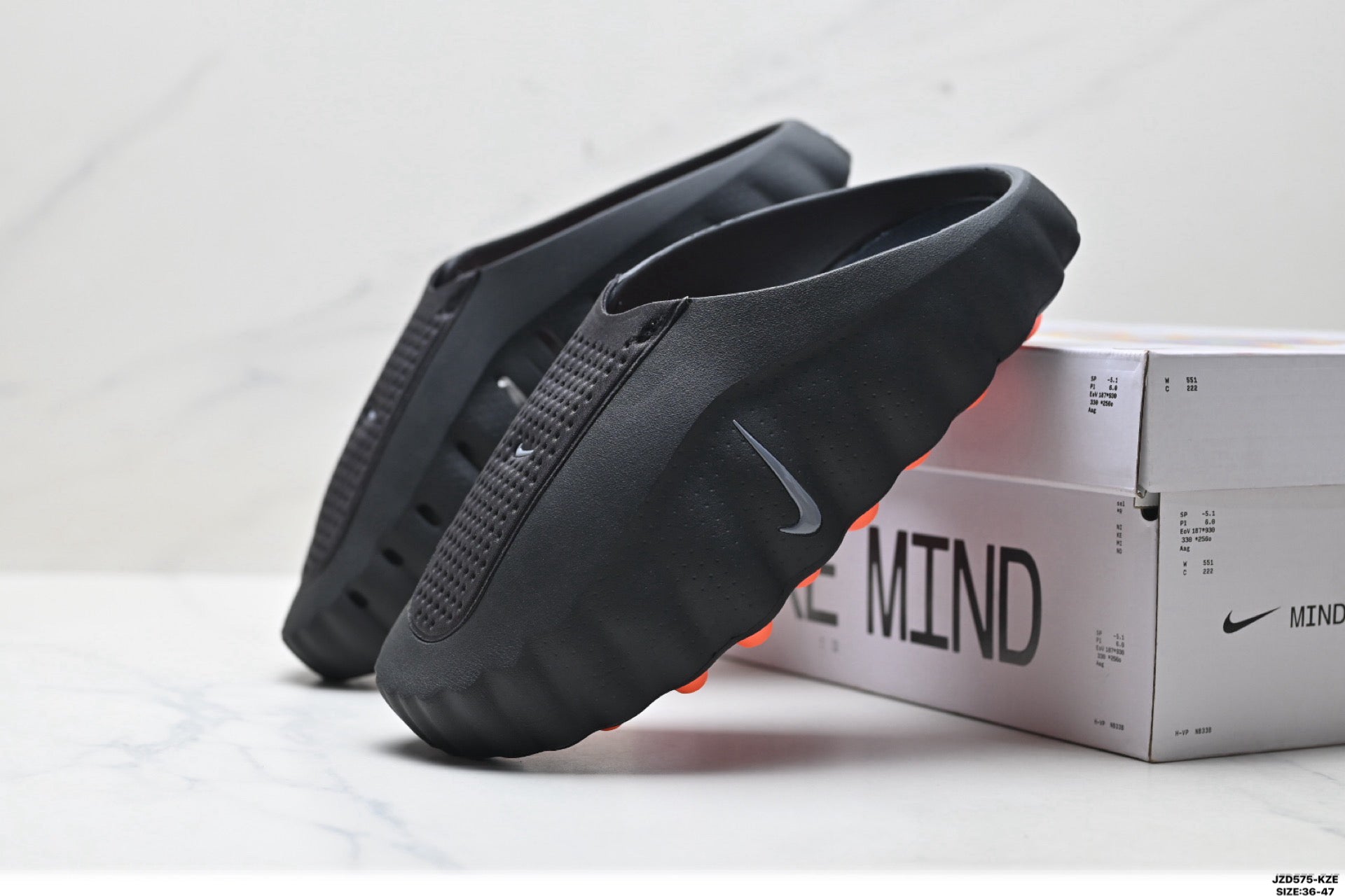Nike Mind Body 001 Recovery Slide | Black Orange | IQ8502-001