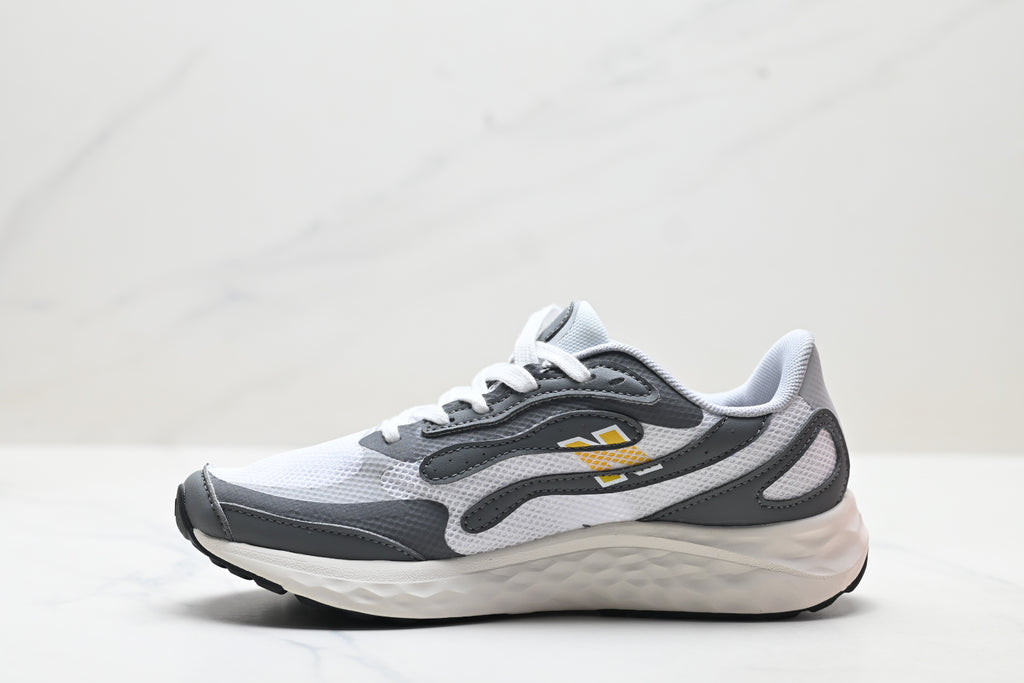 New Balance Fresh Foam Arishi v4 | White Grey Yellow | MARISTN4