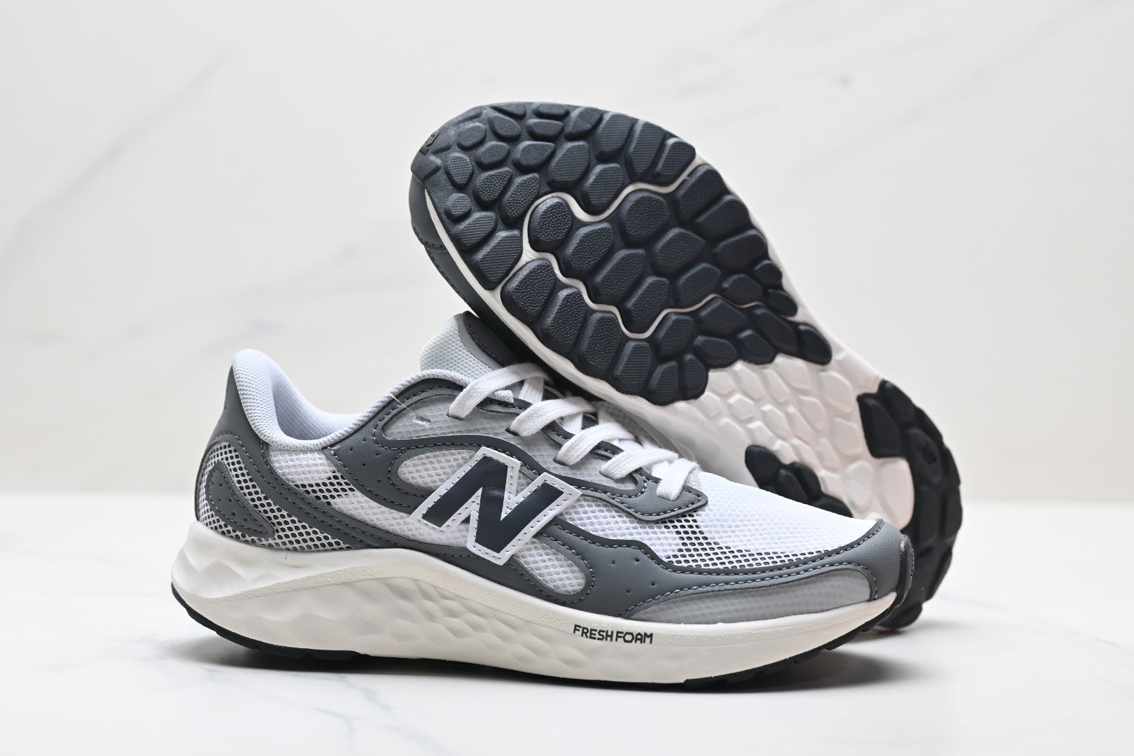 New Balance Fresh Foam Arishi v4 | White Steel Grey | MARISTN4
