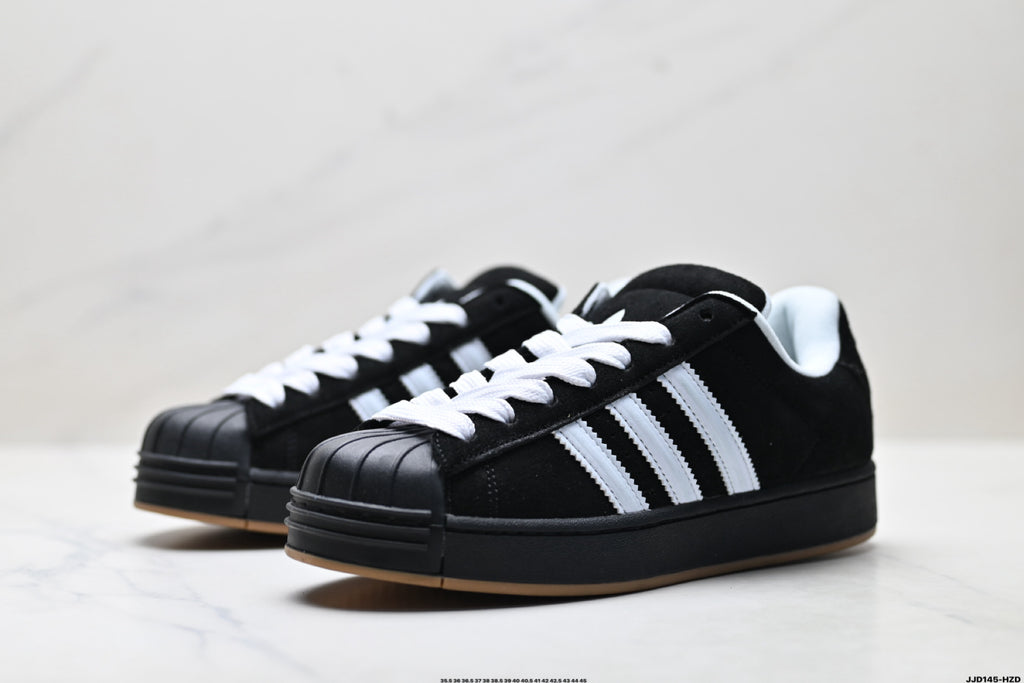 Adidas Originals Superstar XLG | Black White Gum | KI3512