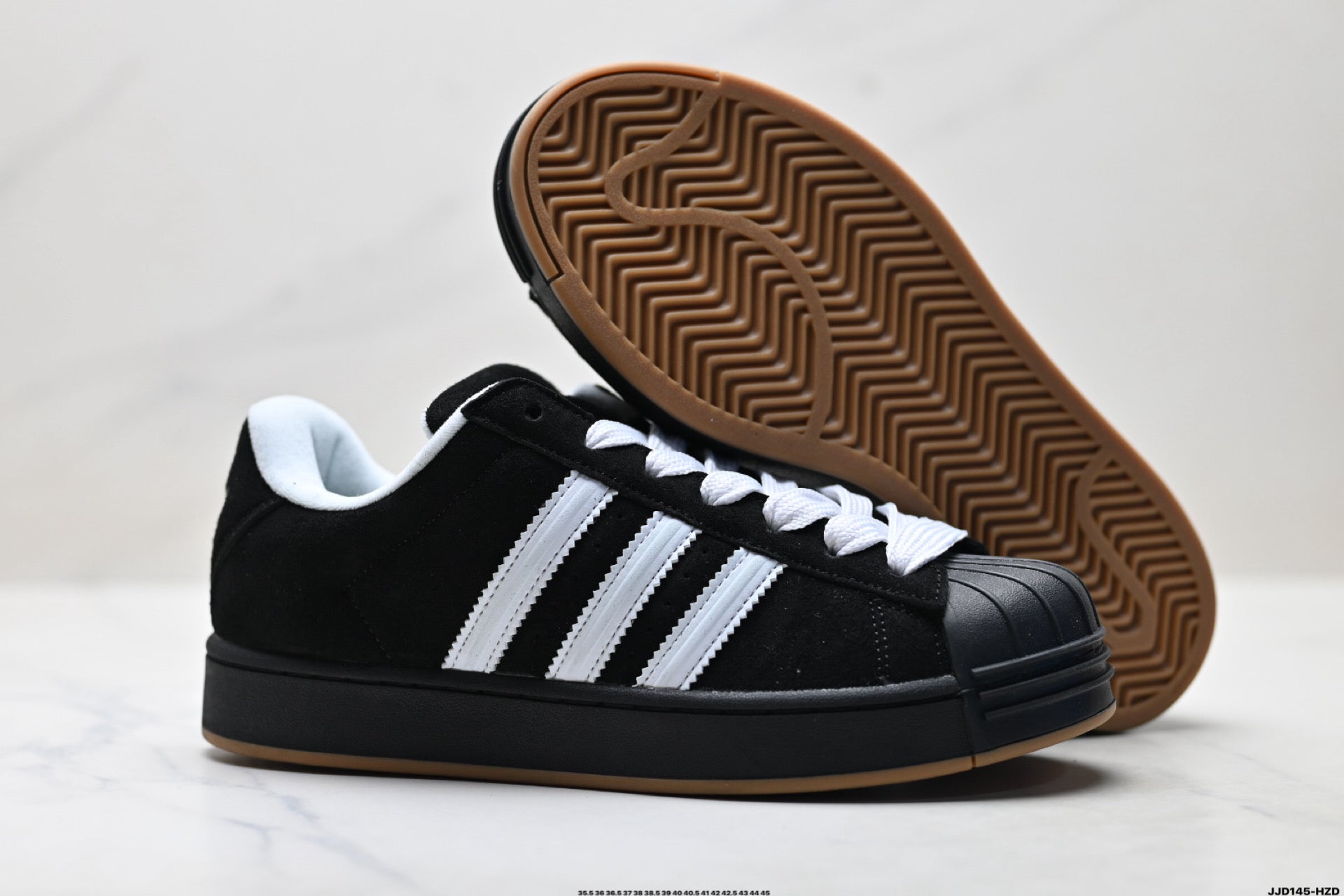 Adidas Originals Superstar XLG | Black White Gum | KI3512