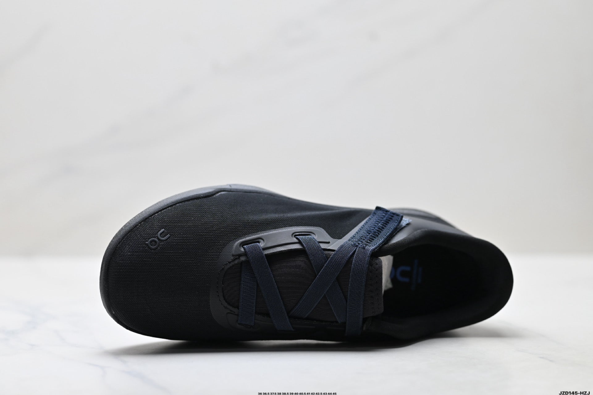 On Cloudnova Moon | Triple Black | 3WG10745460