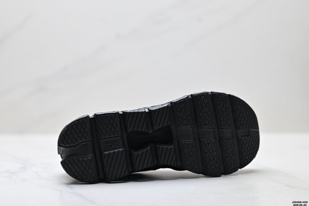 On Cloud X FKA | Triple Black | 3WF10700553
