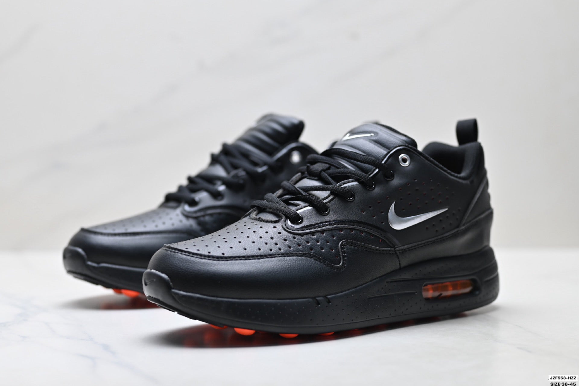 Nike Mind  | Triple Black Orange | HQ6810-002
