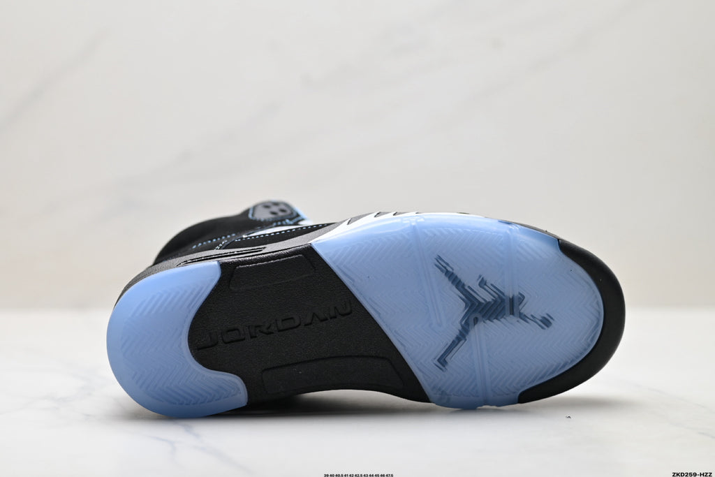 Air Jordan 5 Retro | Black University Blue | DD0587-008