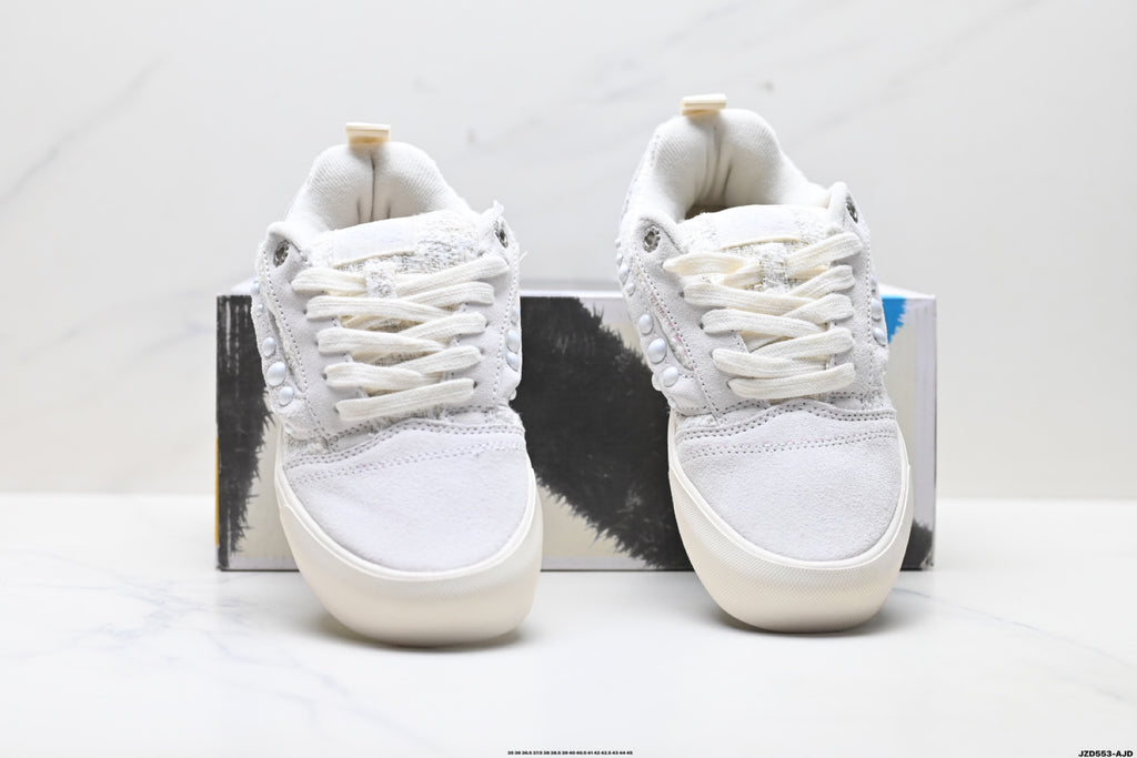 Vans UltraRange Neo VR3 MTE | Marshmallow Antique White | VN000BCEBYS