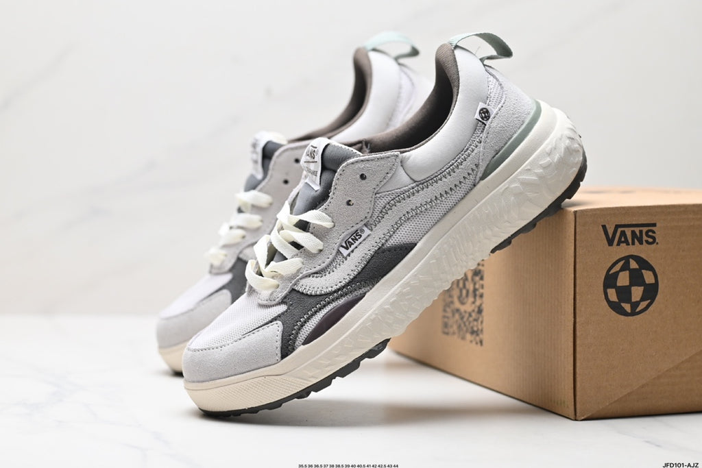 Vans UltraRange Neo VR3 MTE | Gray White Mint | VN000BCEWTM