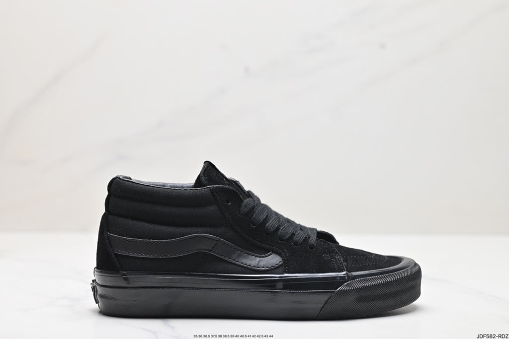 Vans LX Sk8-Mid Reissue 83 | Triple Black | VN000CQQBKA