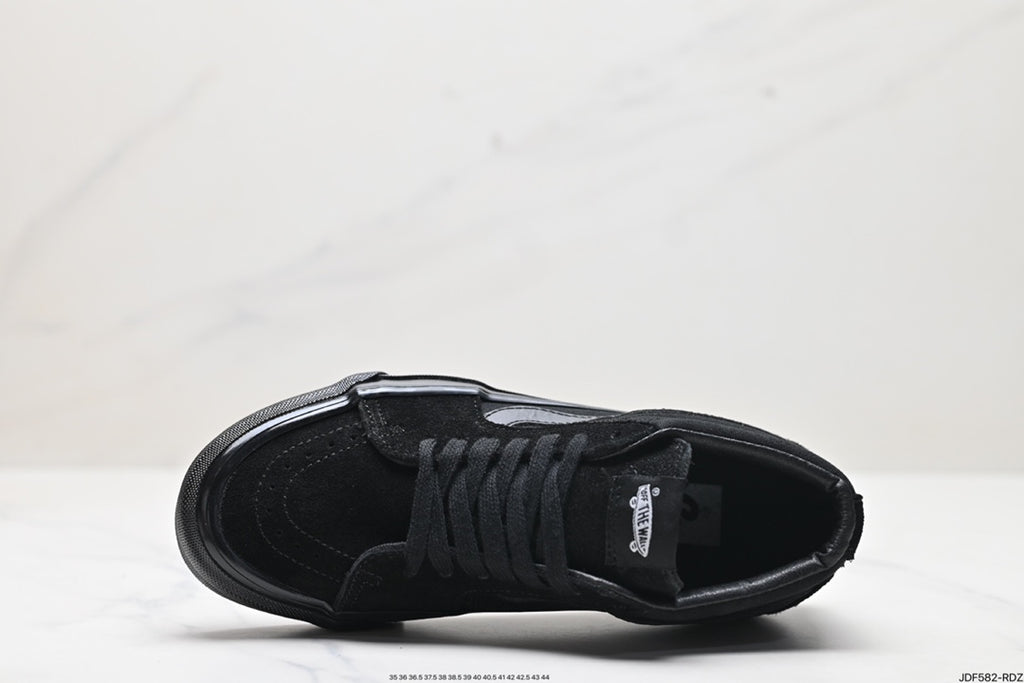 Vans LX Sk8-Mid Reissue 83 | Triple Black | VN000CQQBKA