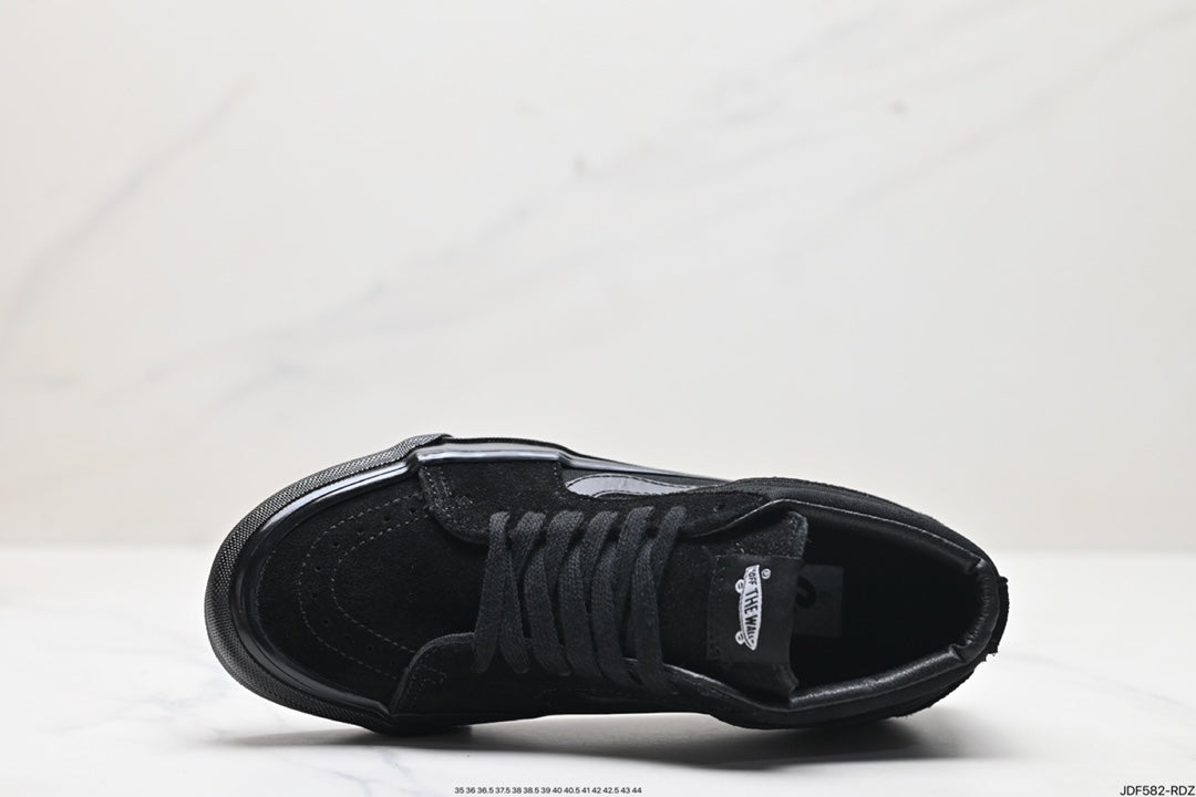 Vans LX Sk8-Mid Reissue 83 | Triple Black | VN000CQQBKA