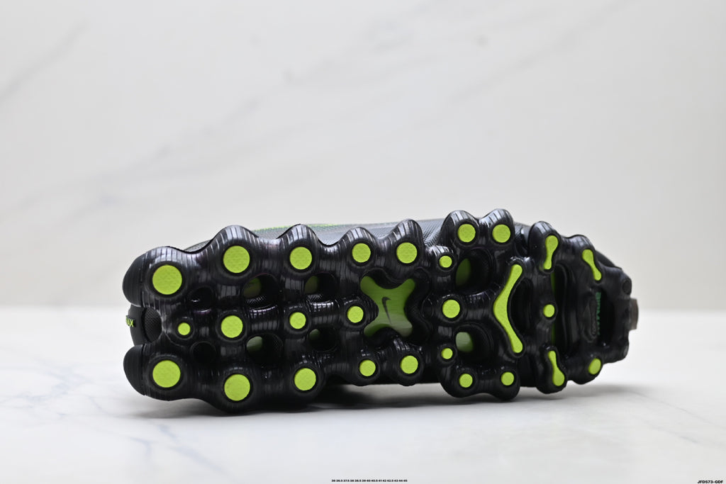 Nike Air Liquid Max | Black Volt | IQ7634-001