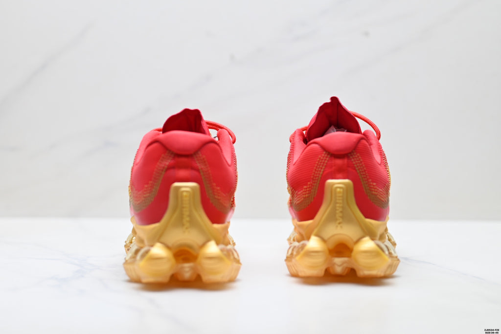 Nike Air Liquid Max | University Red Metallic Gold | IQ7634-008