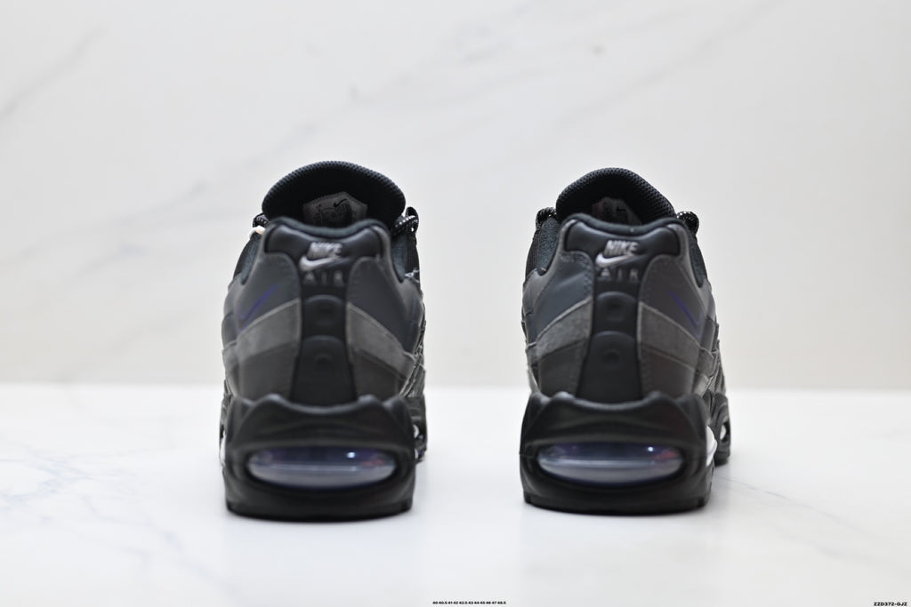 Nike Air Max 95 OG | Triple Black Dark Concord | IH1228-001