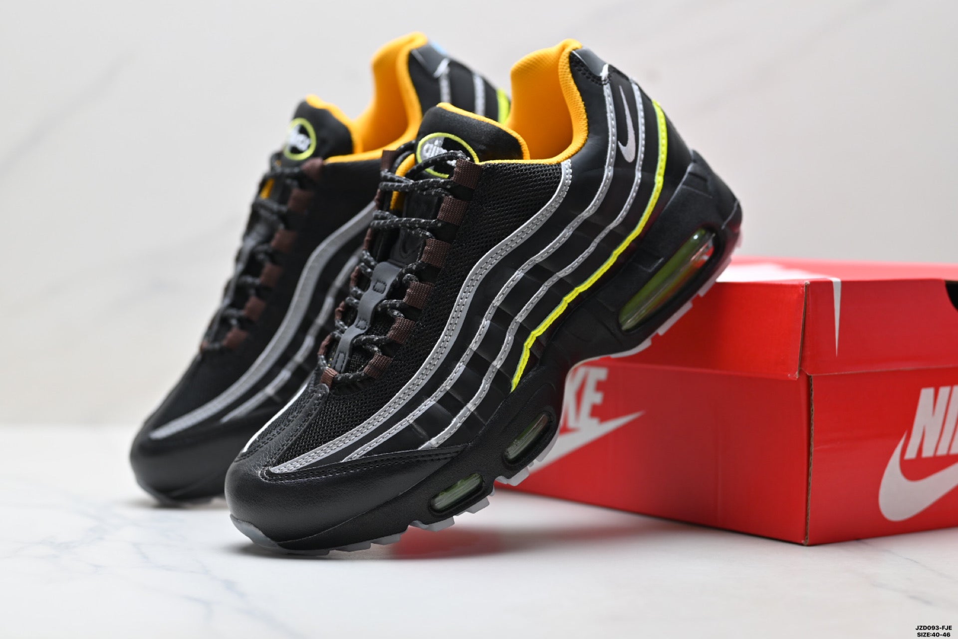 Nike Air Max 95 TT Men's Running Shoes lR5901-010