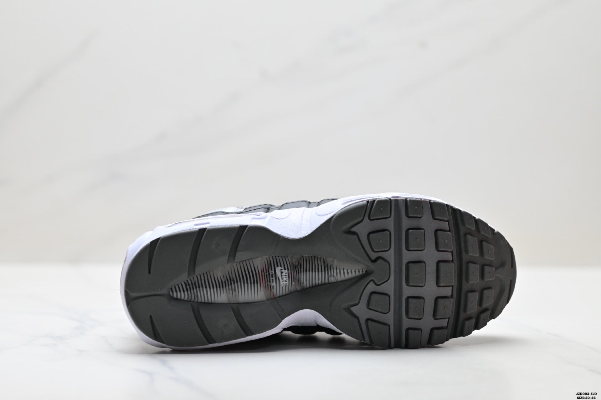 Nike Air Max 95 TT Men's Running Shoes