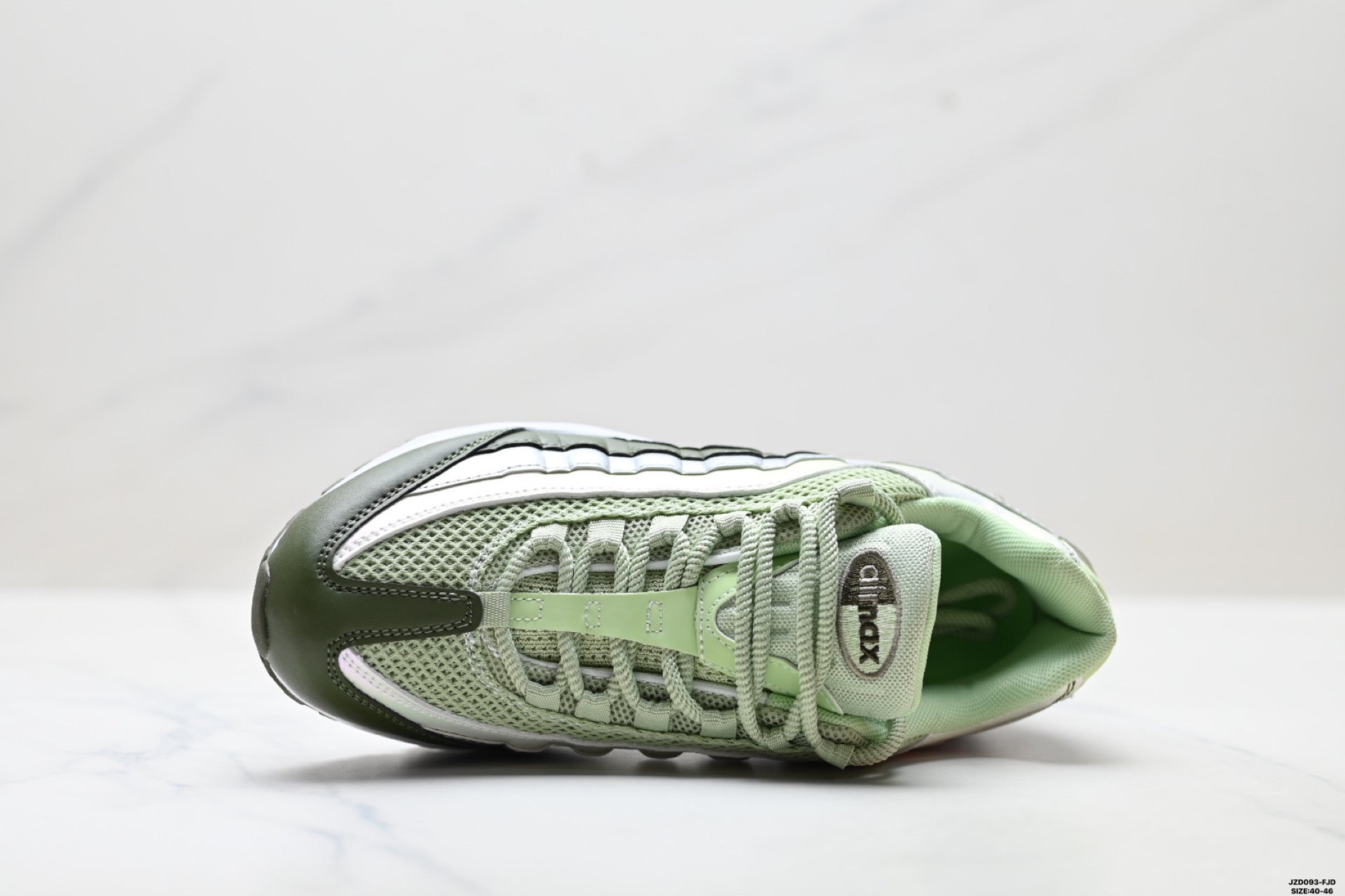 Nike Air Max 95 TT Men's Running Shoes  lB6398-300