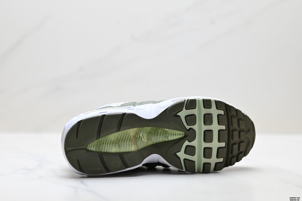 Nike Air Max 95 TT Men's Running Shoes  lB6398-300