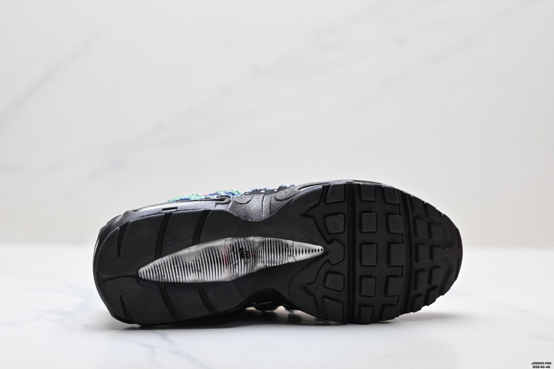 Nike Air Max 95 TT Men's Running Shoes IQ0620-100