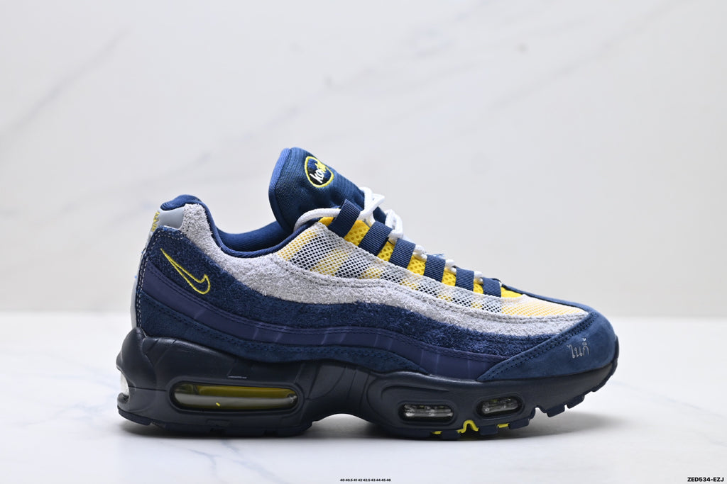 Nike Air Max 95 SP Retro Running Sneaker HQ8492-400
