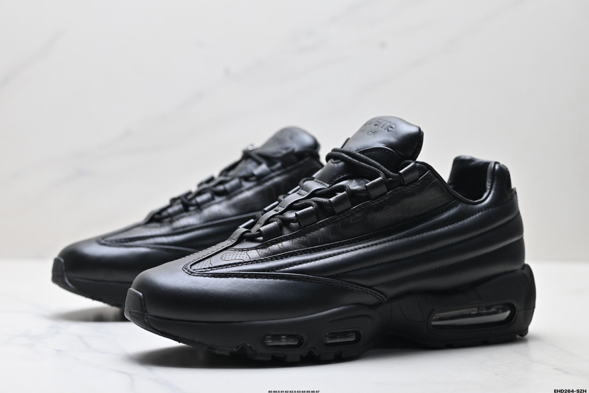 Nike Air Max 95 LUX Retro Running Sneaker CI0999-001