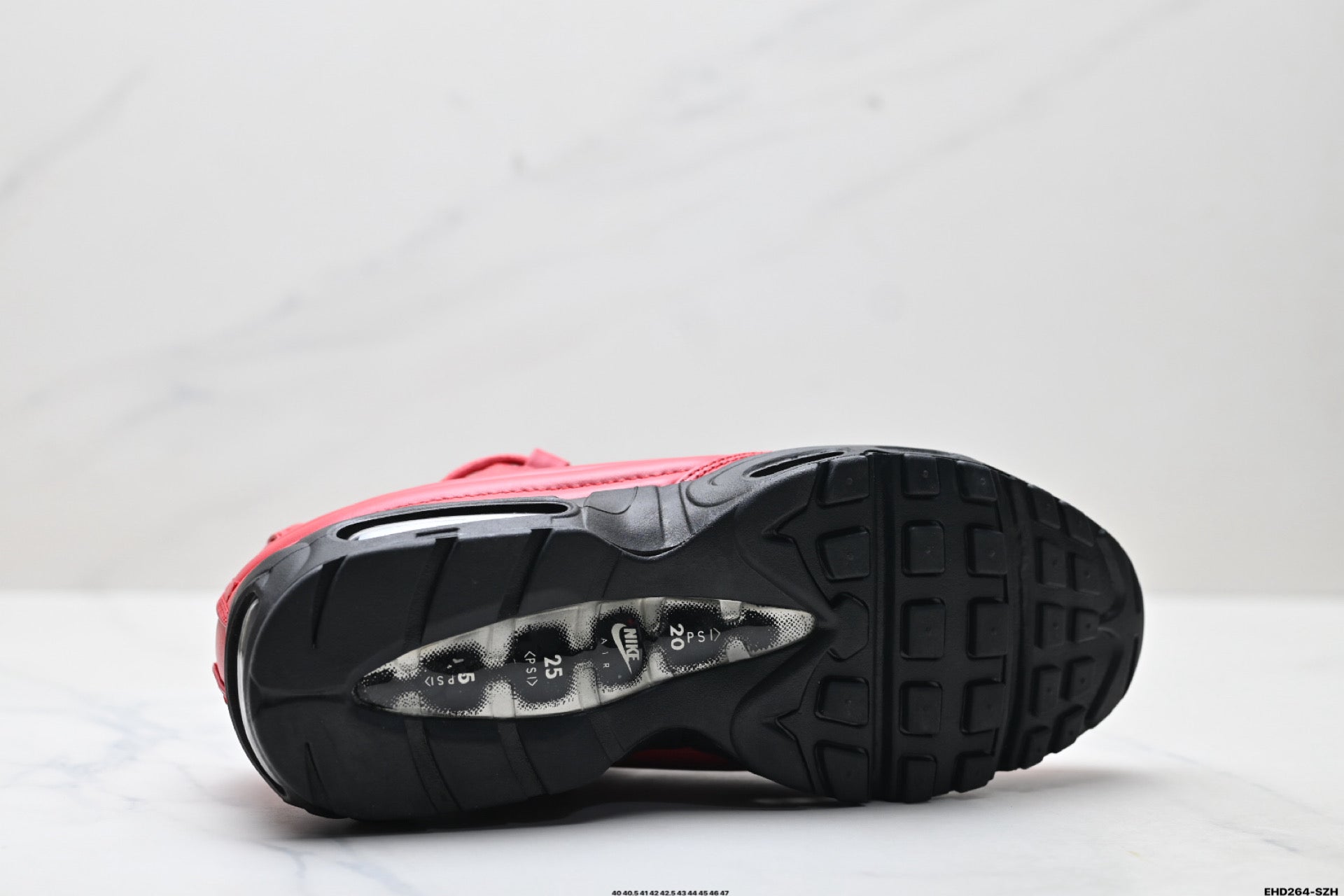 Nike Air Max 95 LUX Retro Running Sneaker CI0999-600