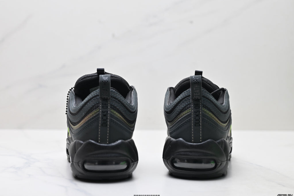 Nike Air Max 95 Thunder Retro Running Sneaker II1711-900