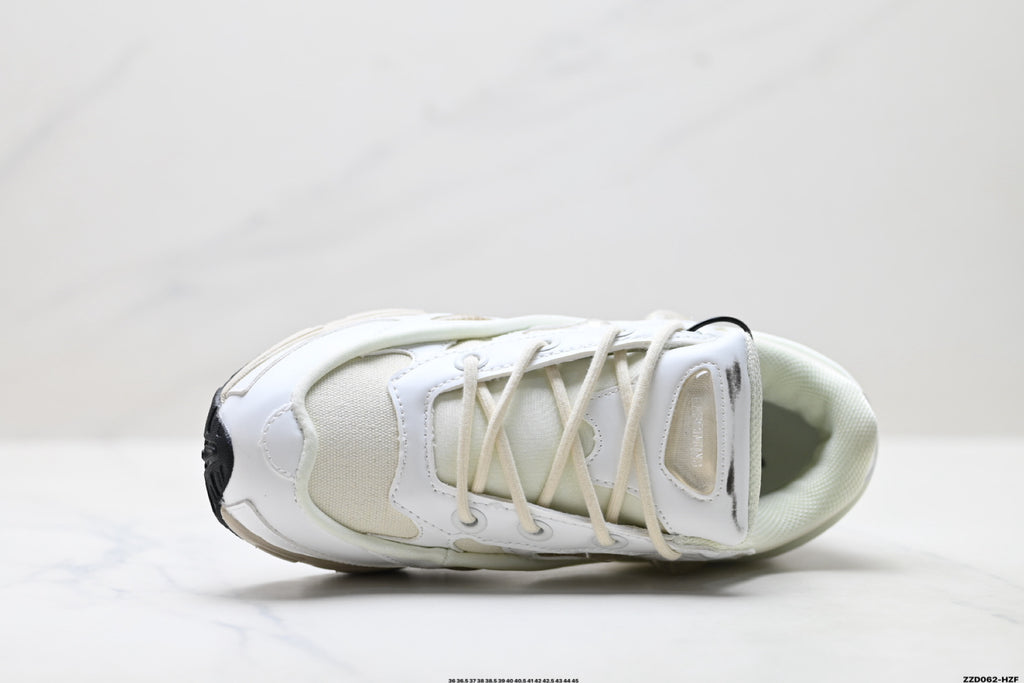Raf Simons x Adidas Originals Ozweego Low-Top Sneaker BB6742