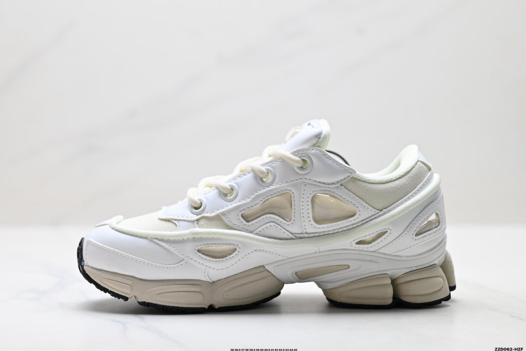 Raf Simons x Adidas Originals Ozweego Low-Top Sneaker BB6742