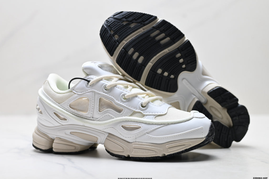 Raf Simons x Adidas Originals Ozweego Low-Top Sneaker BB6742