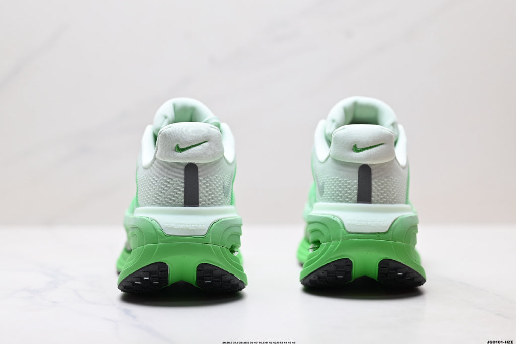 Nike Vomero Premium Low-Top Running Shoe HM5973-302