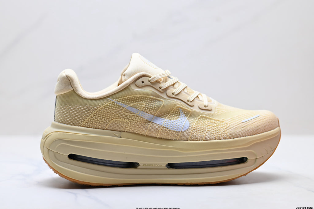 Nike Vomero Premium Low-Top Running Shoe IM8334-200