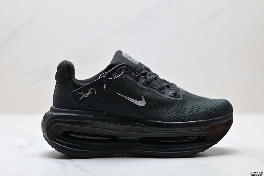 Nike Vomero Premium Low-Top Running Shoe IQ0627-001