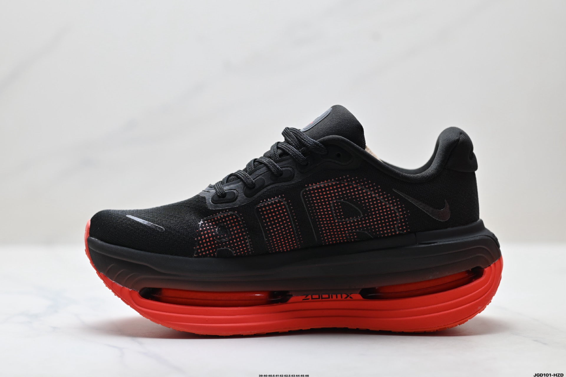 Nike Vomero Premium Low-Top Running Shoe HQ2050-002