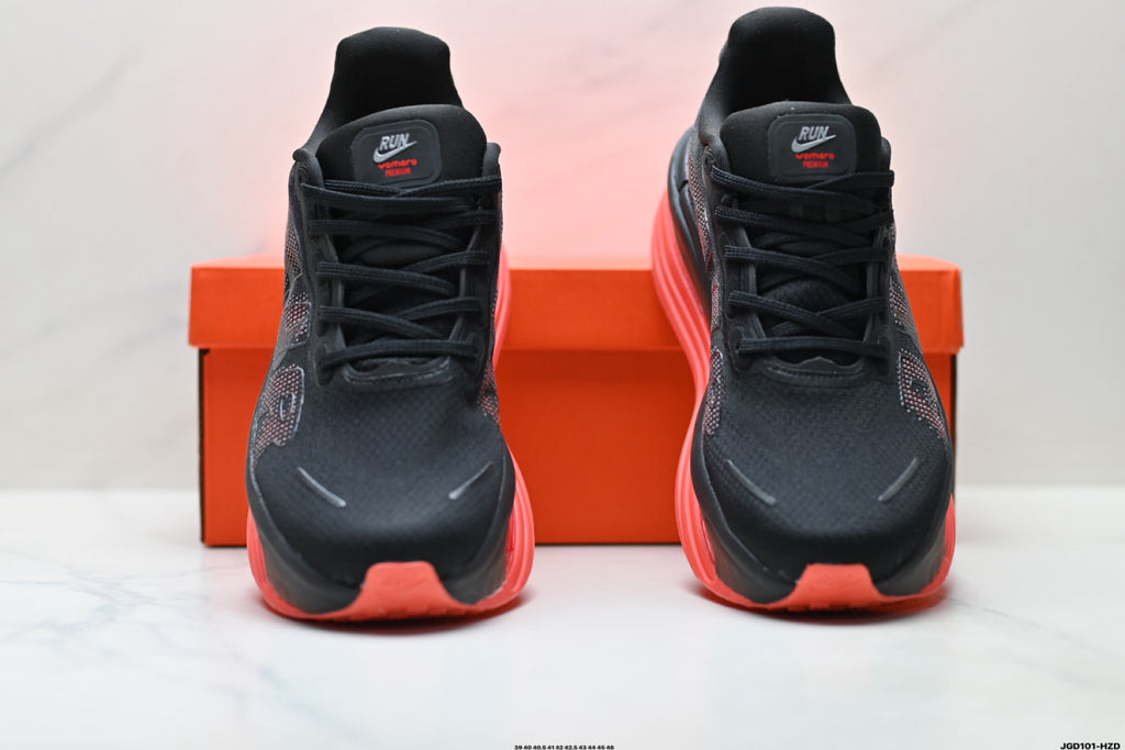 Nike Vomero Premium Low-Top Running Shoe HQ2050-002