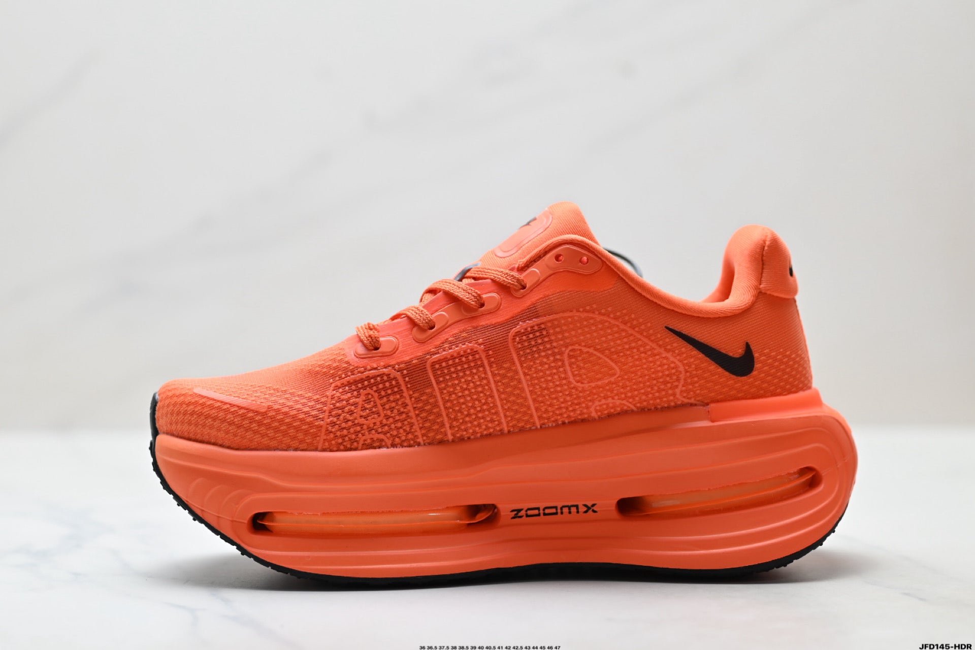 Nike Vomero Premium Men's Low-Top Running Shoe HM5973-736