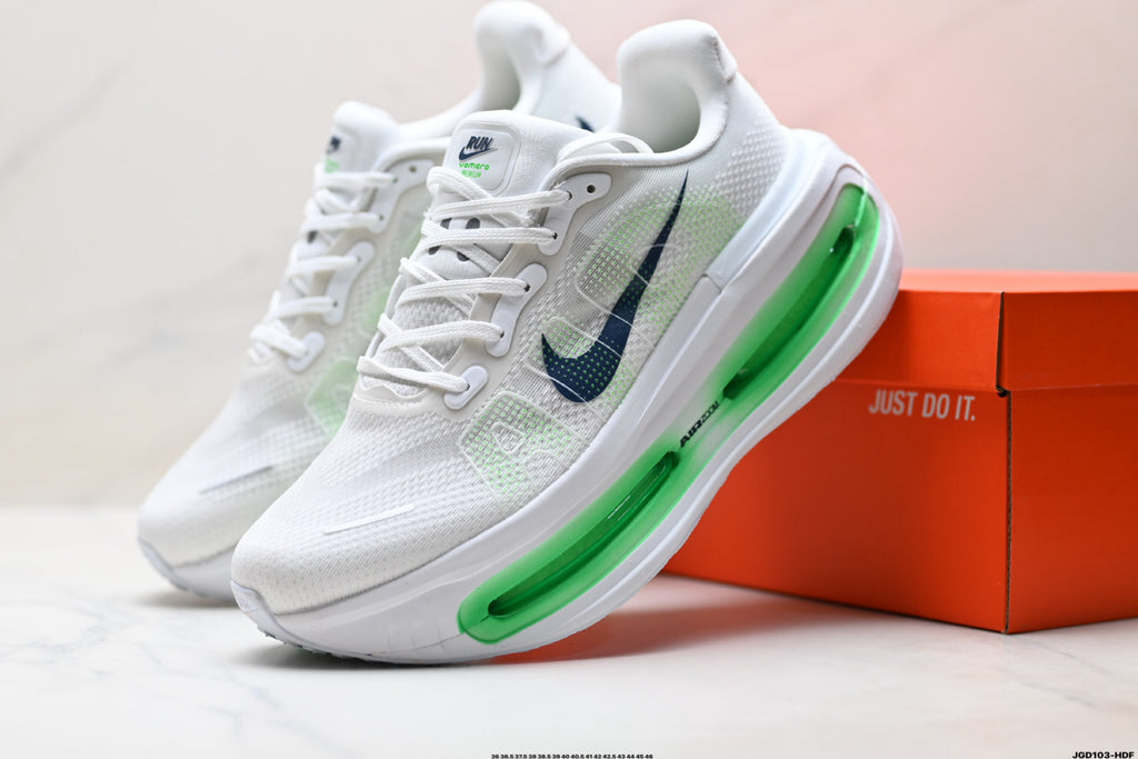 Nike Vomero Premium Low-Top Running Shoe HQ2050-102