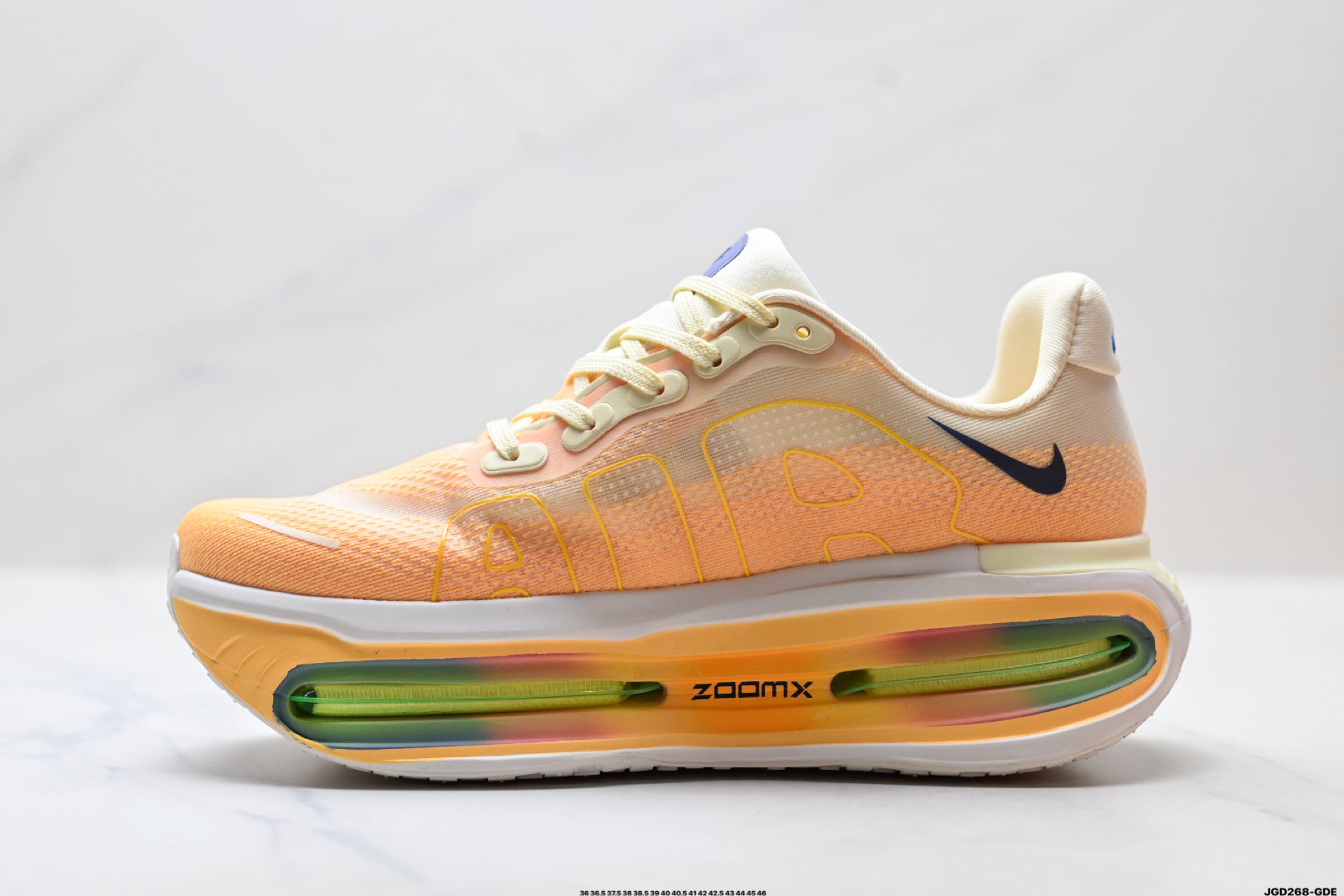 Nike Vomero Premium Low-Top Running Shoe HQ2050-701