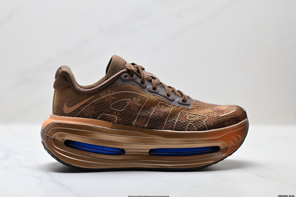 Nike Vomero Premium Low-Top Running Shoe IQ0028-200