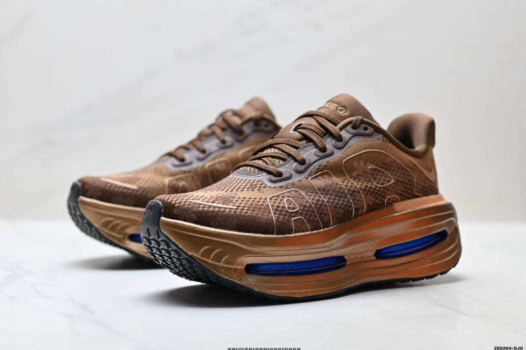 Nike Vomero Premium Low-Top Running Shoe IQ0028-200