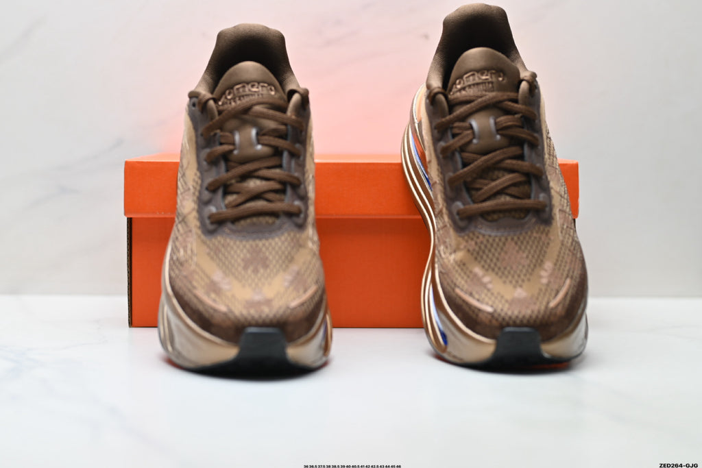 Nike Vomero Premium Low-Top Running Shoe IQ0028-200