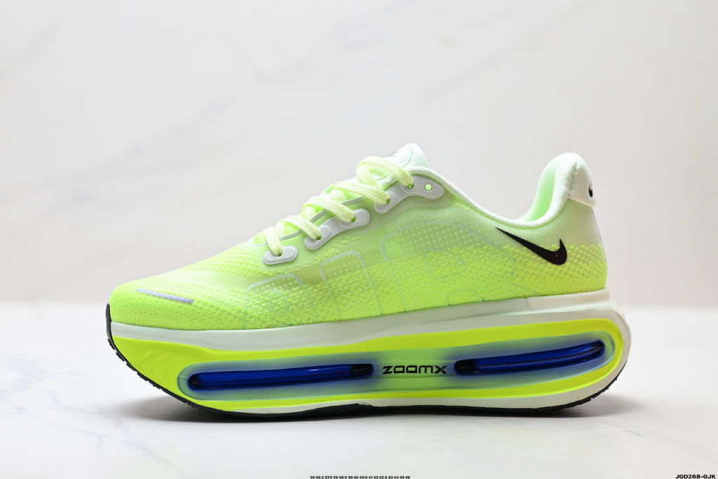 Nike Vomero Premium Low-Top Running Shoe HQ2050-702
