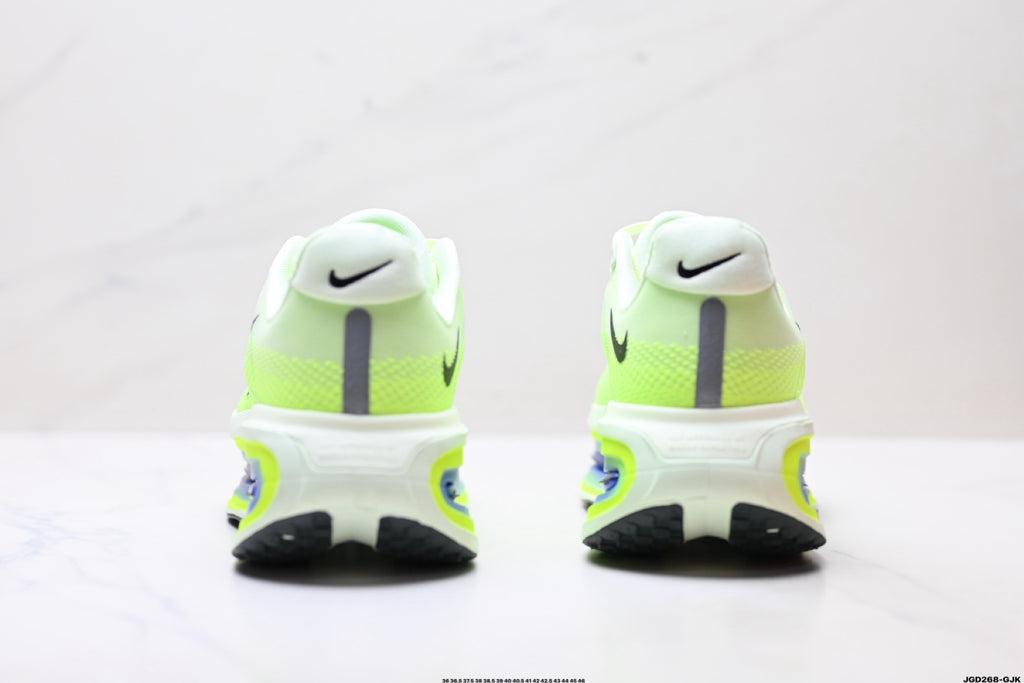 Nike Vomero Premium Low-Top Running Shoe HQ2050-702