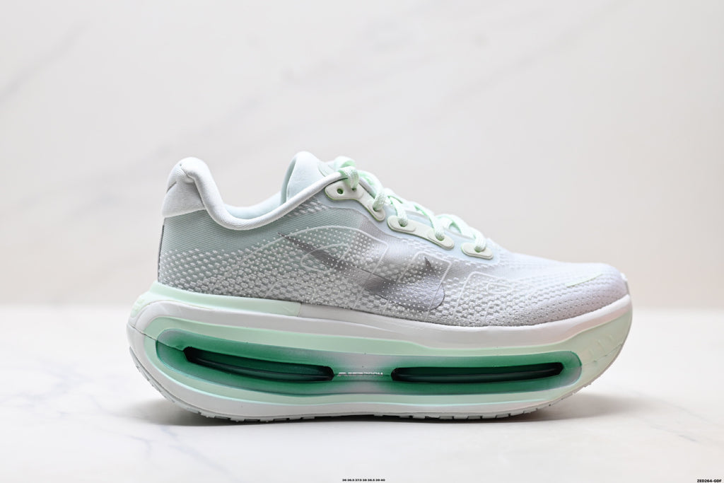 Nike Vomero Premium Low-Top Running Shoe HM5973-300