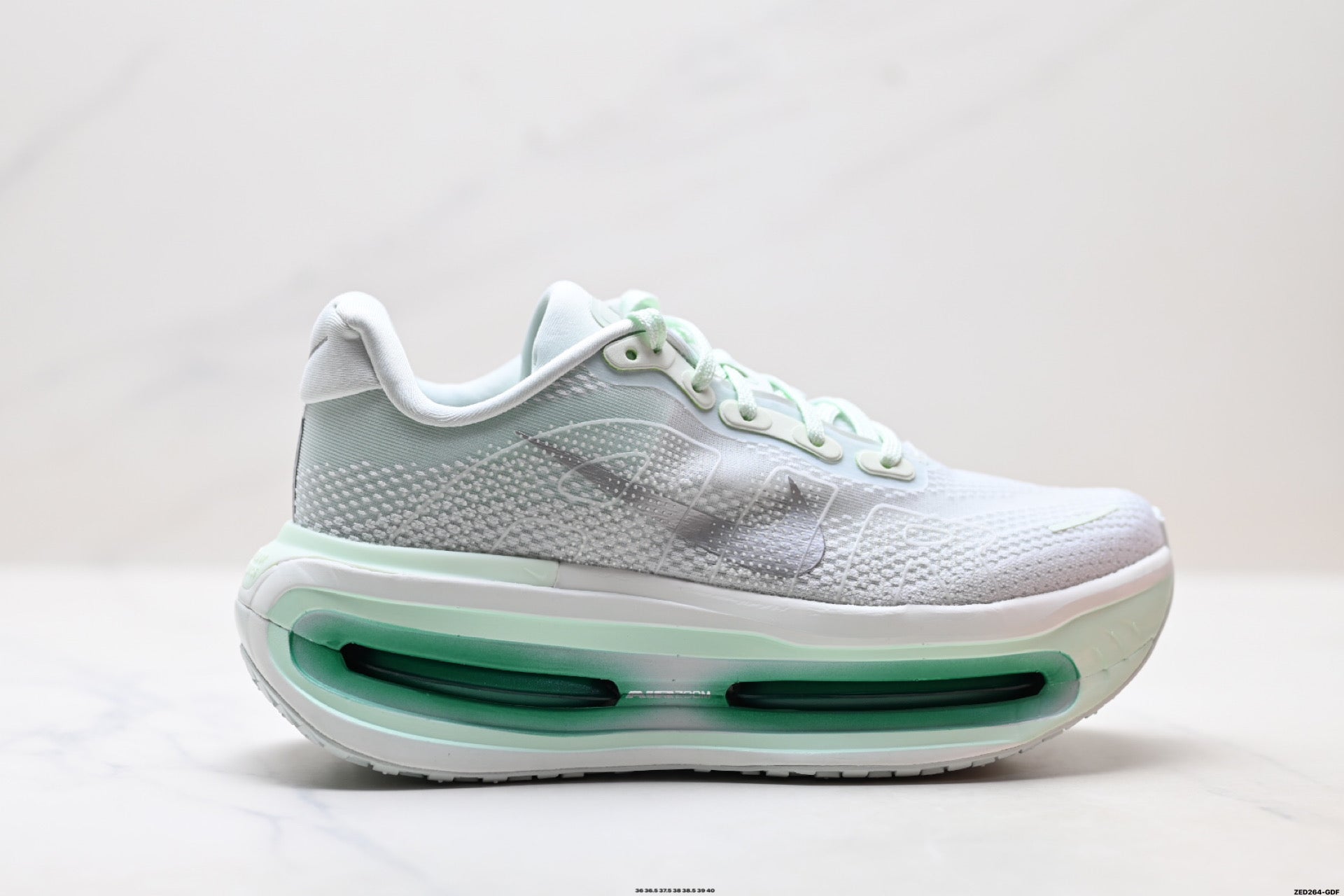 Nike Vomero Premium Low-Top Running Shoe HM5973-300
