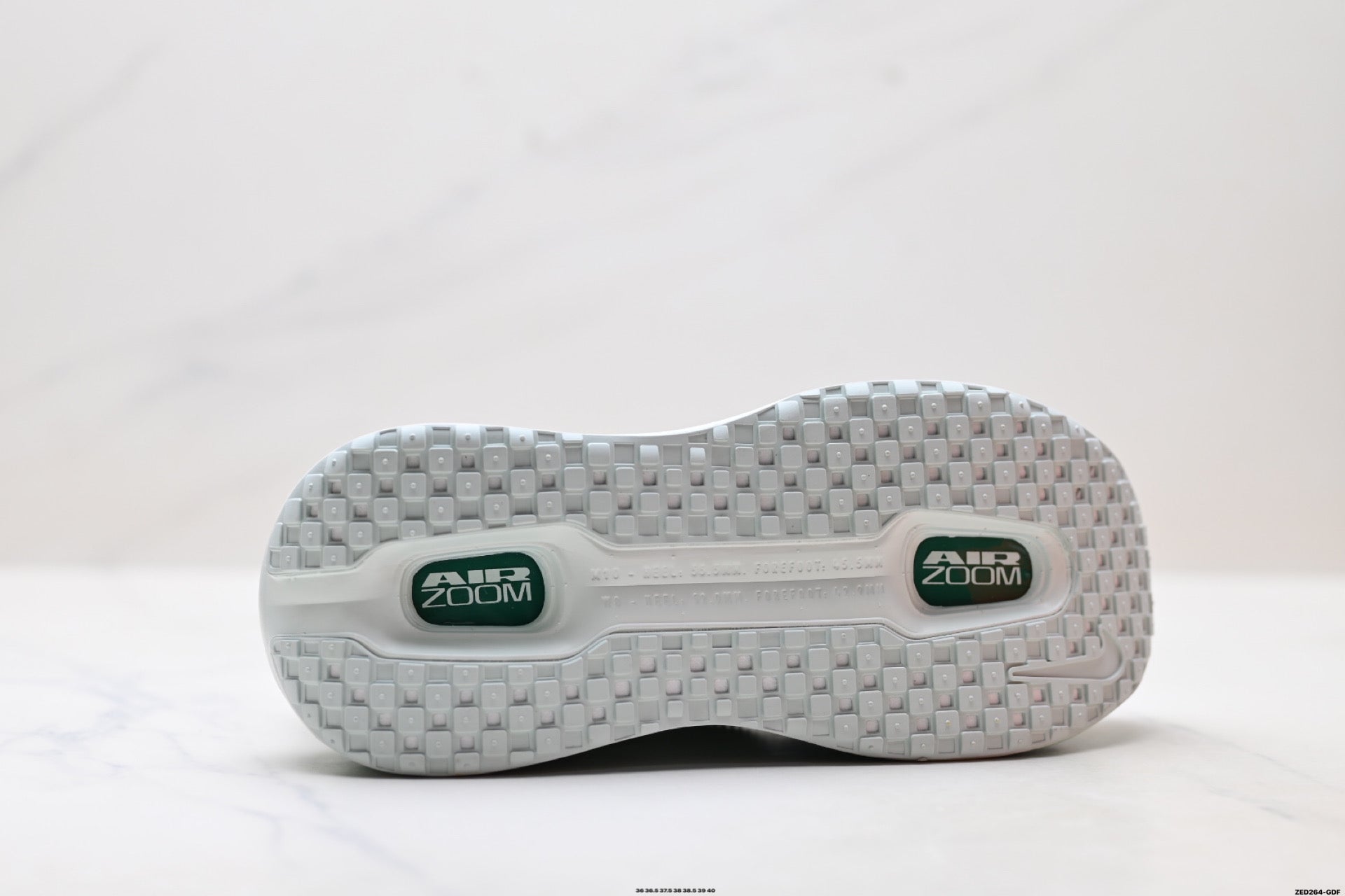 Nike Vomero Premium Low-Top Running Shoe HM5973-300