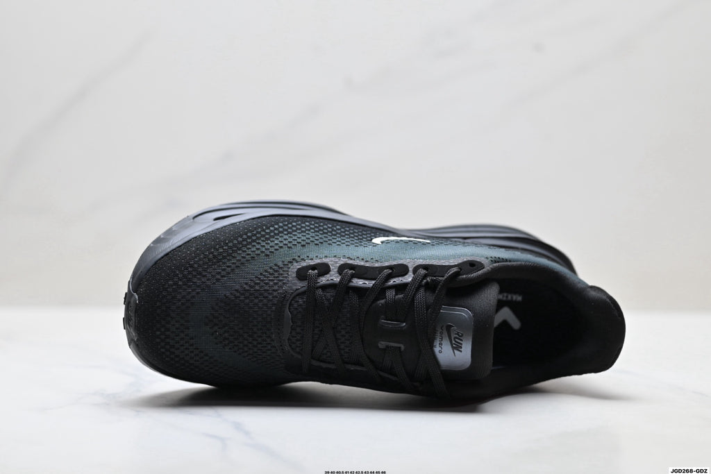 Nike Vomero Premium Low-Top Running Shoe IQ7314-200