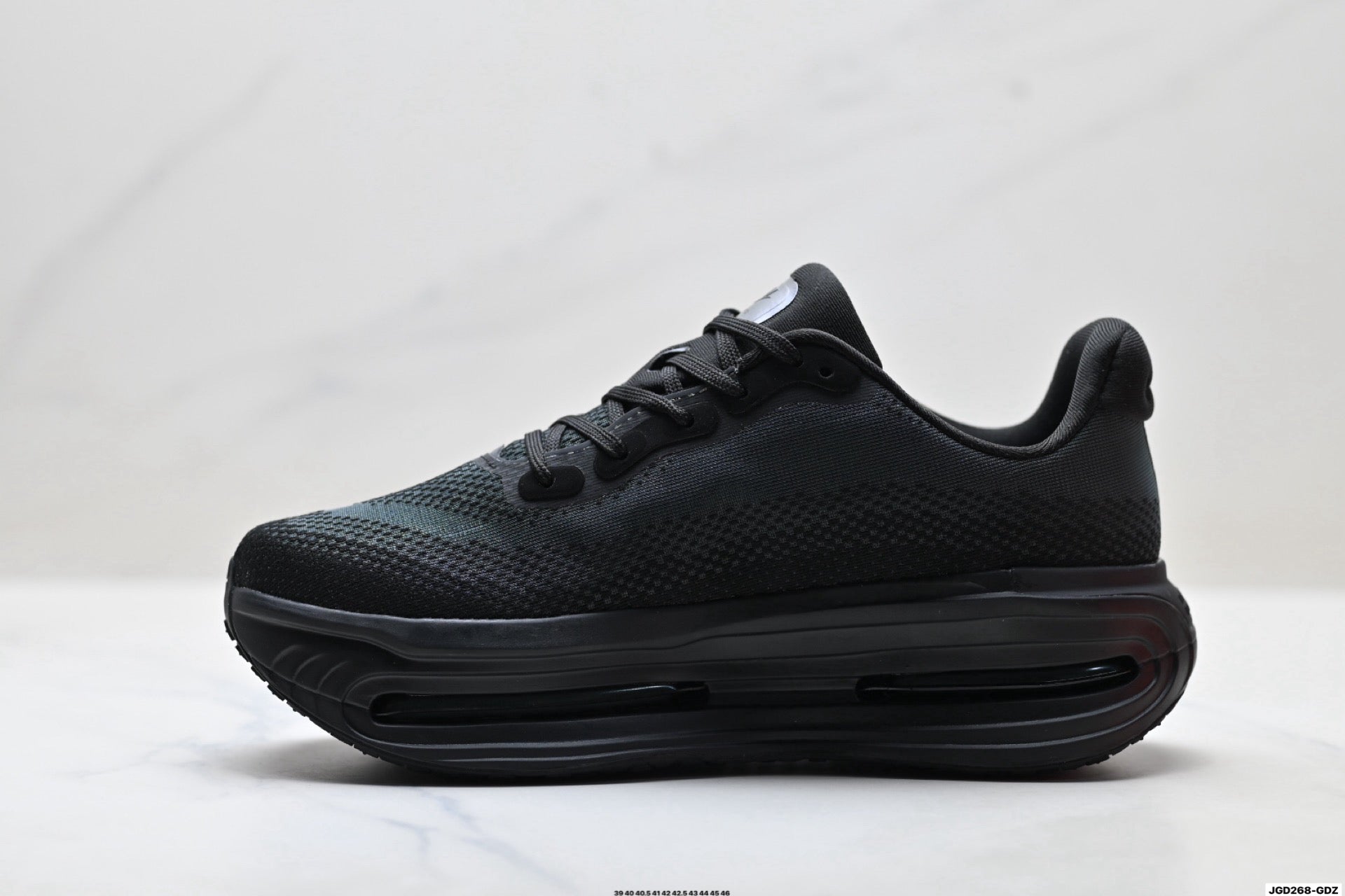Nike Vomero Premium Low-Top Running Shoe IQ7314-200