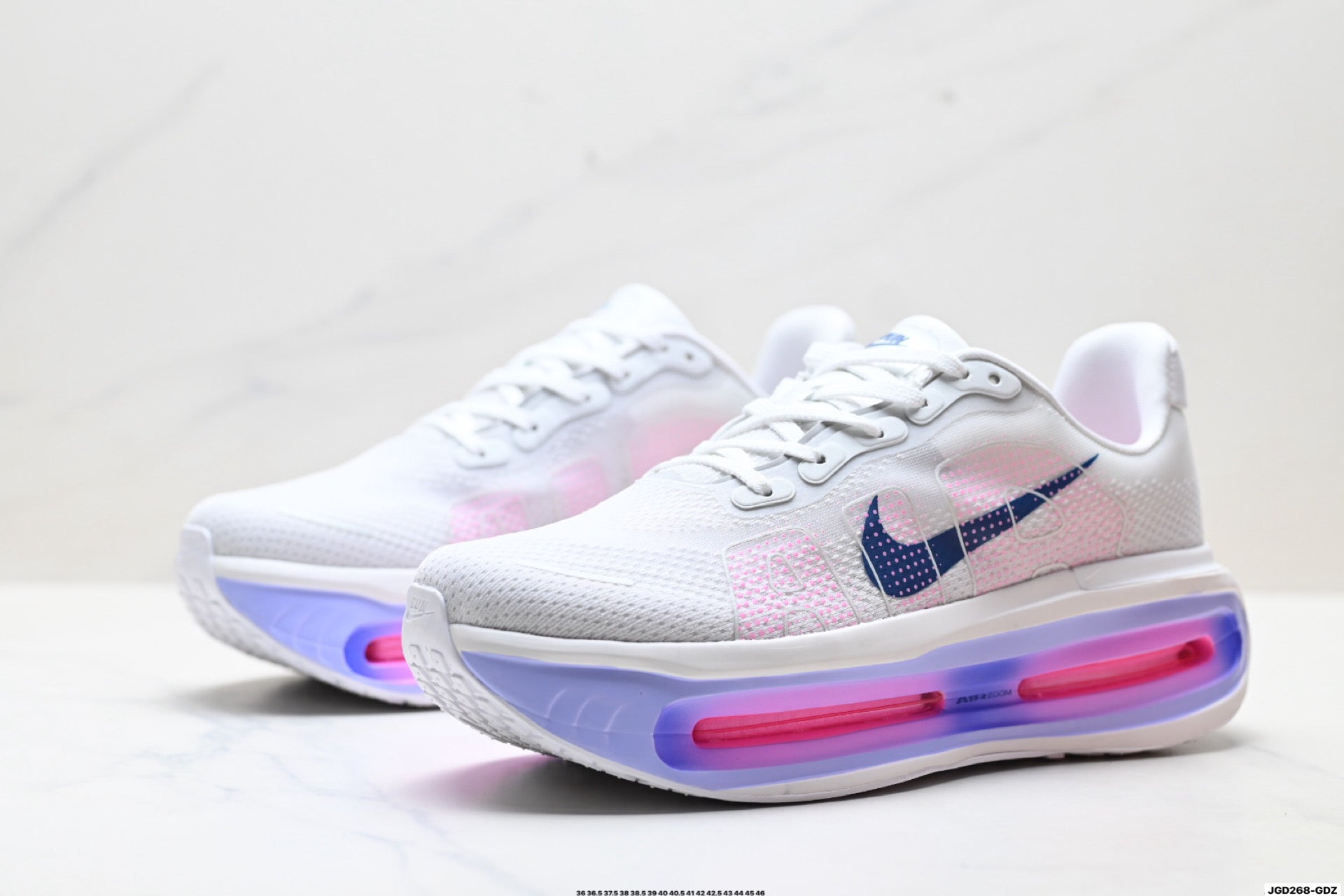 Nike Vomero Premium Low-Top Running Shoe HM5973-400