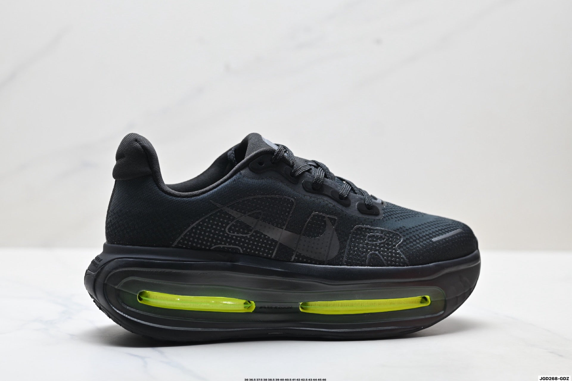 Nike Vomero Premium Low-Top Running Shoe HQ2050-001